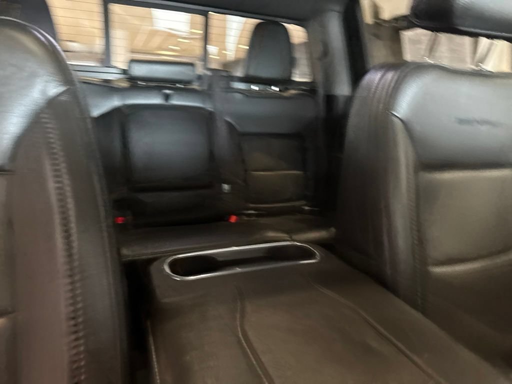Used 2024 GMC Sierra 1500 Denali w/ Technology Package AWD/4WD image 14