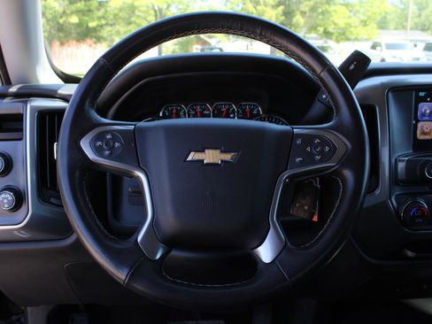 Used 2018 Chevrolet Silverado 1500 LT w/ All Star Edition AWD/4WD image 10