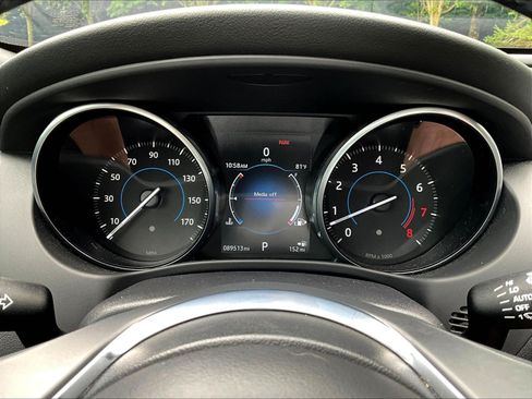 Used 2017 Jaguar XE R-Sport AWD/4WD image 13