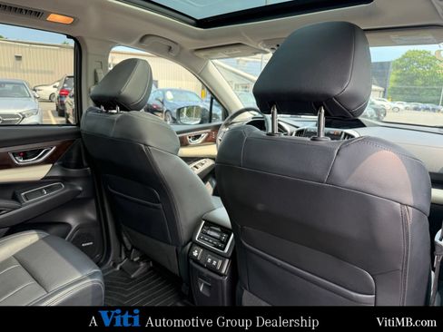 Used 2022 Subaru Ascent Touring AWD/4WD image 27