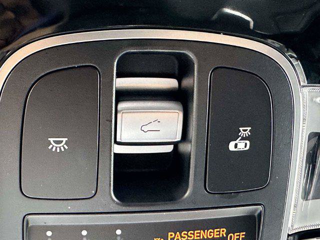 Certified 2024 Hyundai Tucson Limited AWD/4WD image 34