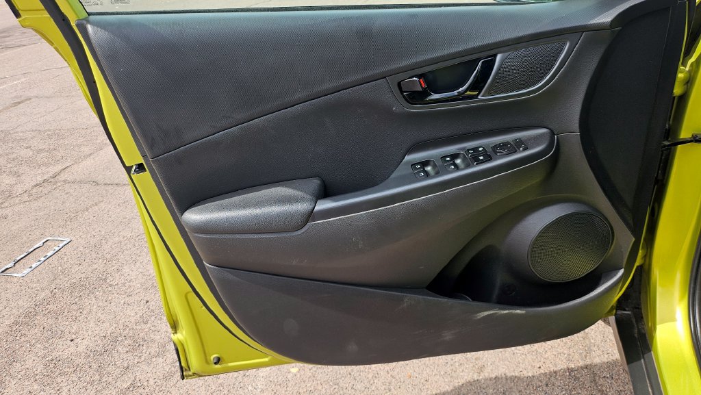 Used 2018 Hyundai Kona Limited FWD image 25