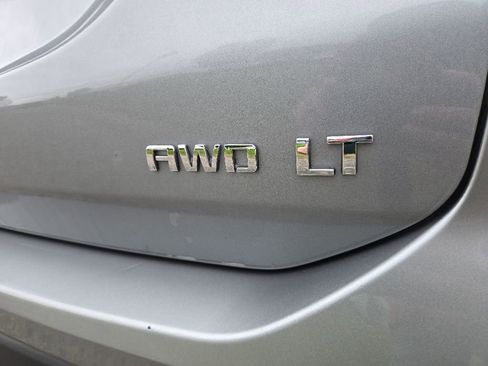 Used 2024 Chevrolet Equinox LT AWD/4WD image 35