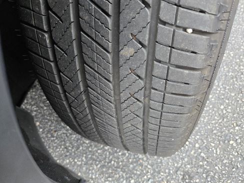 Certified 2024 Acura MDX FWD w/ Technology Package image 9