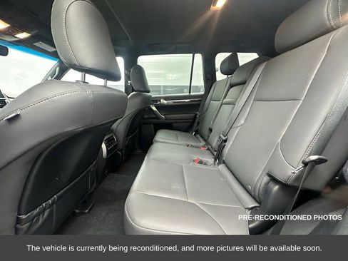 Used 2023 Lexus GX 460 Premium image 12