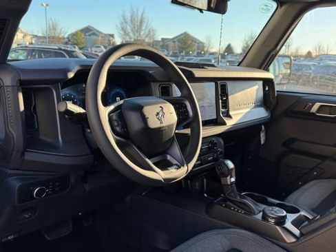 New 2025 Ford Bronco 4-Door AWD/4WD image 19