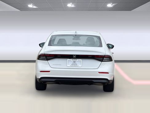 Certified 2023 Honda Accord LX image 9