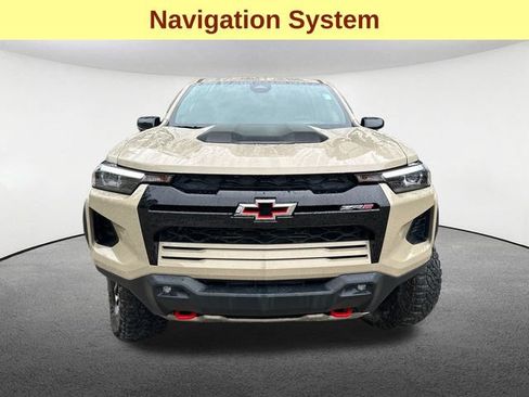 Used 2023 Chevrolet Colorado ZR2 AWD/4WD image 4