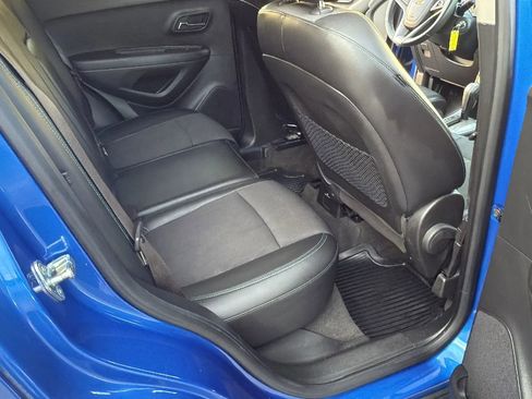 Used 2016 Chevrolet Trax LT w/ LT Convenience Package image 26