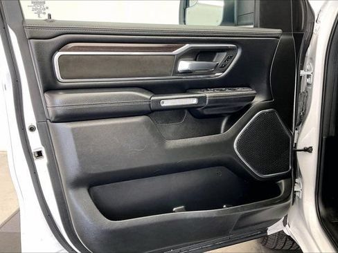 Used 2025 RAM 1500 Laramie AWD/4WD image 26