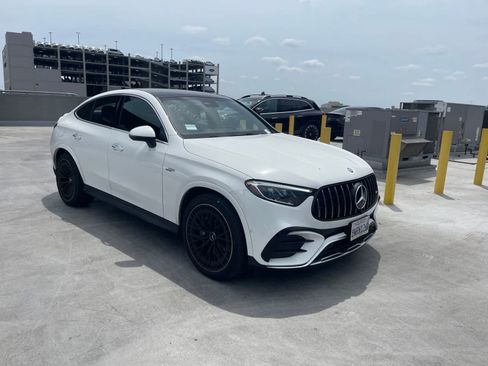 Certified 2026 Mercedes-Benz GLC 43 AMG 4MATIC Coupe image 4
