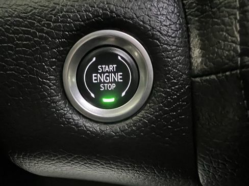 Used 2024 GMC Yukon Denali image 37