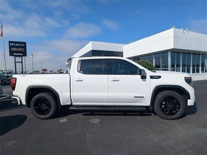 New 2026 GMC Sierra 1500 Elevation w/ Elevation Premium Package