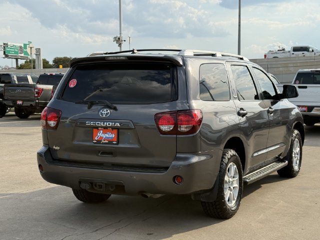 Used 2019 Toyota Sequoia SR5 w/ Premium Package RWD image 5