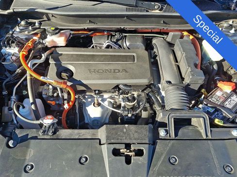 Certified 2025 Honda CR-V Sport-L image 28