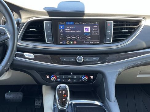 Used 2020 Buick Enclave Premium w/ Trailering Package, 5000 lbs. AWD/4WD image 15