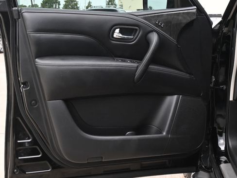 Used 2022 INFINITI QX80 Luxe w/ Cargo Package AWD/4WD image 17