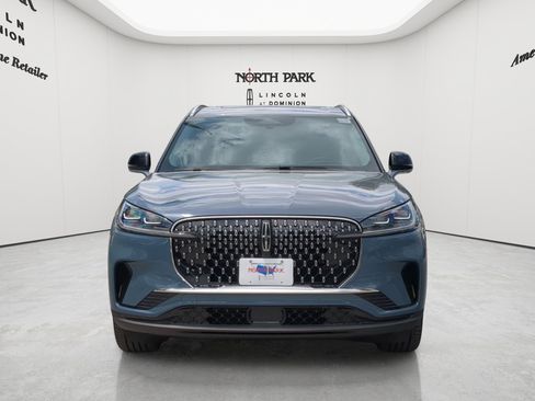 New 2026 Lincoln Aviator Reserve AWD/4WD image 8