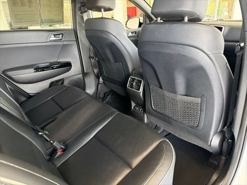 Used 2022 Kia Sportage SX FWD image 13