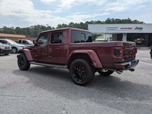 Used 2021 Jeep Gladiator Overland AWD/4WD image 6