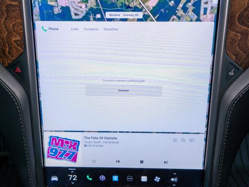 Used 2020 Tesla Model X Long Range image 17