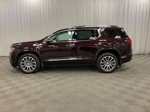 Used 2021 GMC Acadia Denali w/ Denali Technology Package image 9