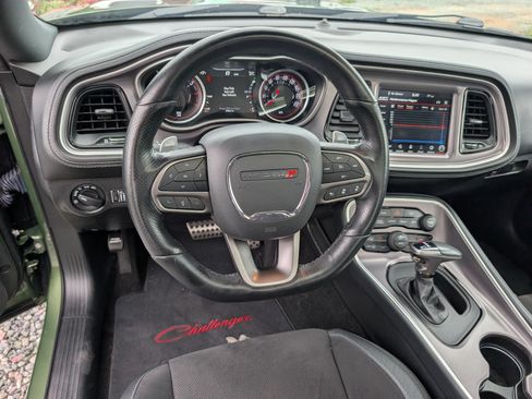 Used 2021 Dodge Challenger R/T Scat Pack RWD image 19