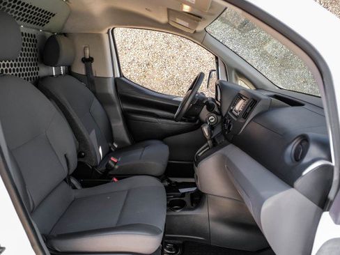 Used 2019 Nissan NV200 S w/ Cruise Control Package image 32