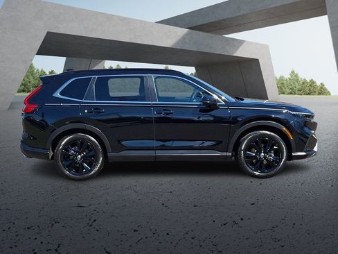 Used 2025 Honda CR-V Sport Touring image 7