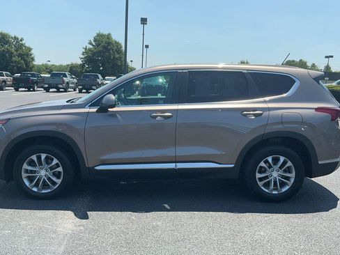 Used 2020 Hyundai Santa Fe SE AWD/4WD image 11