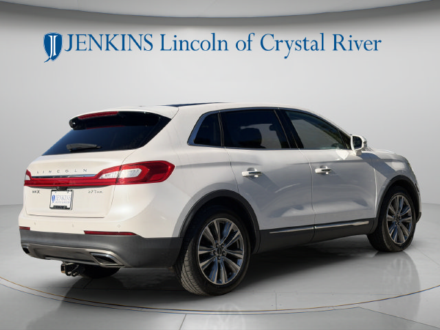 Used 2017 Lincoln MKX Reserve w/ Driver Assistance Package AWD/4WD image 5