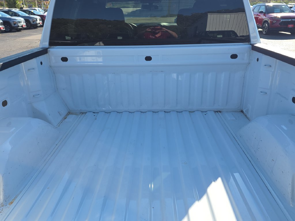 Used 2019 Chevrolet Silverado 1500 LT w/ All-Star Edition AWD/4WD image 8