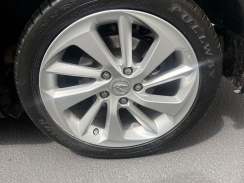 Used 2017 Acura ILX FWD image 9