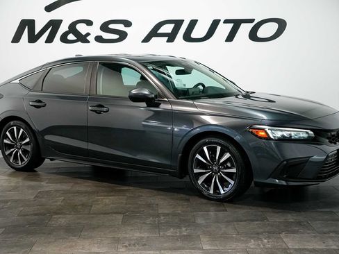 Used 2022 Honda Civic EX-L image 6