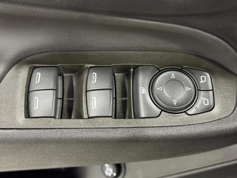 Used 2023 Chevrolet Equinox LT w/ Driver Convenience Package image 23