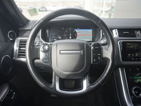 Used 2018 Land Rover Range Rover Sport HSE image 10
