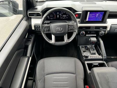 Certified 2024 Toyota Tacoma TRD Off-Road image 13