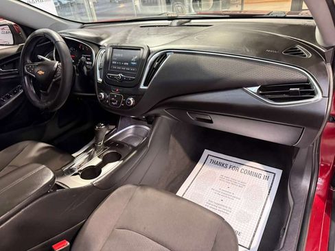 Used 2018 Chevrolet Malibu LT image 46