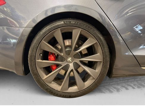 Used 2019 Tesla Model S Performance AWD/4WD image 51