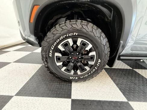 Used 2024 Nissan Frontier PRO-4X AWD/4WD image 10