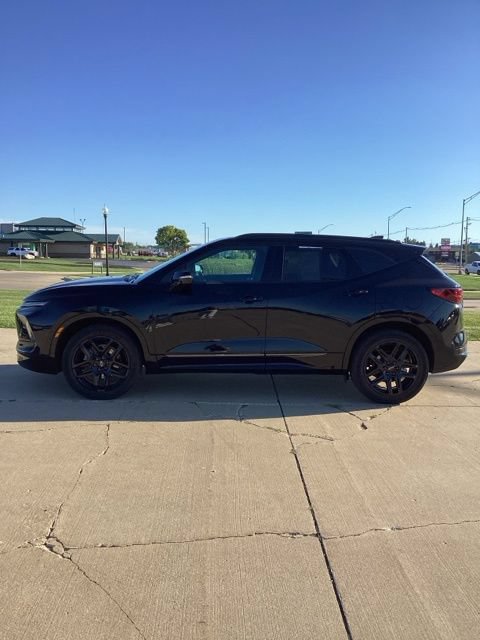 Used 2024 Chevrolet Blazer RS w/ Driver Confidence II Package AWD/4WD image 2