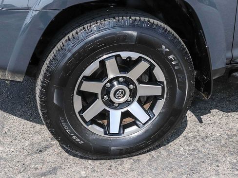 Used 2024 Toyota 4Runner TRD Off-Road Premium w/ Off Road Premium Plus Package AWD/4WD image 16