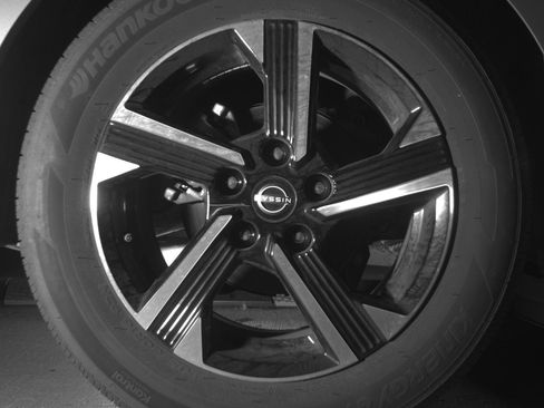 Used 2025 Nissan Sentra SV image 15