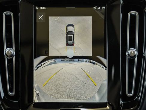 New 2026 Volvo XC40 B5 Plus w/ Climate Package image 44