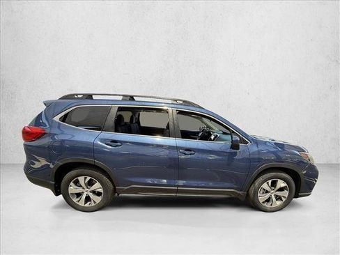 Used 2021 Subaru Ascent Premium w/ Convenience Package AWD/4WD image 4