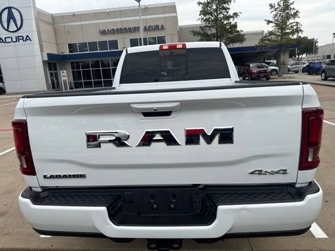 Used 2025 RAM 2500 Laramie AWD/4WD image 6