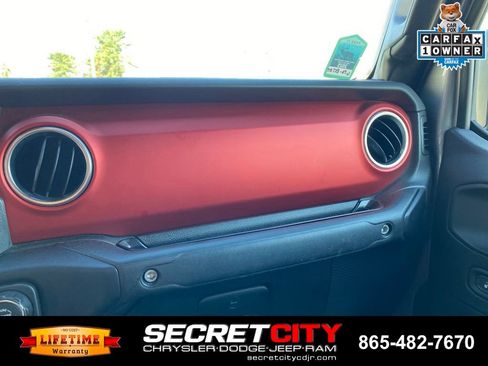 Used 2020 Jeep Gladiator Rubicon AWD/4WD image 14