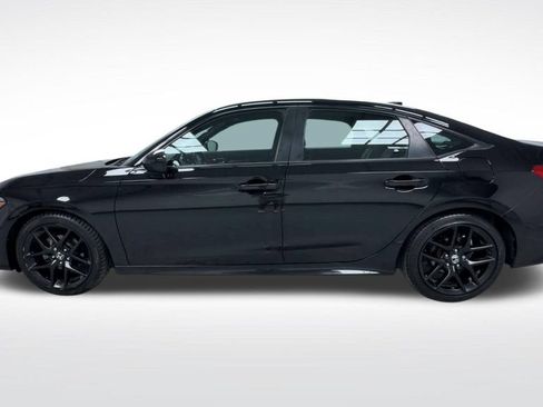 Used 2023 Honda Civic Sport image 5