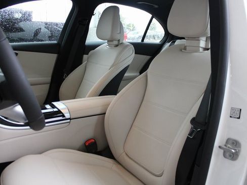 New 2025 Mercedes-Benz C 300 4MATIC Sedan image 28