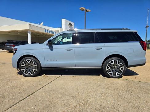 New 2026 Ford Expedition Max Platinum w/ Platinum Ultimate Package image 2